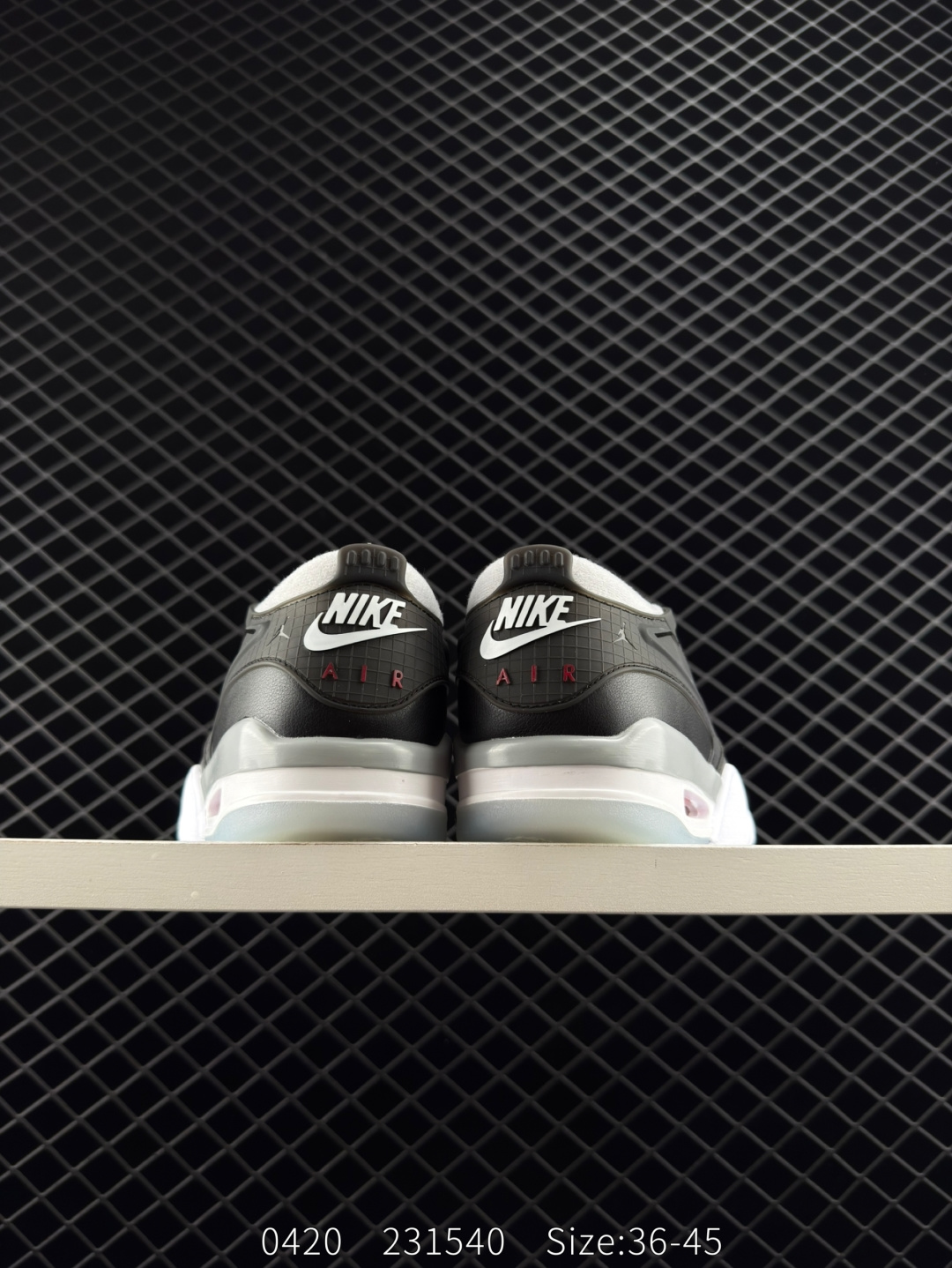 Nike Air Jordan 4 Retro